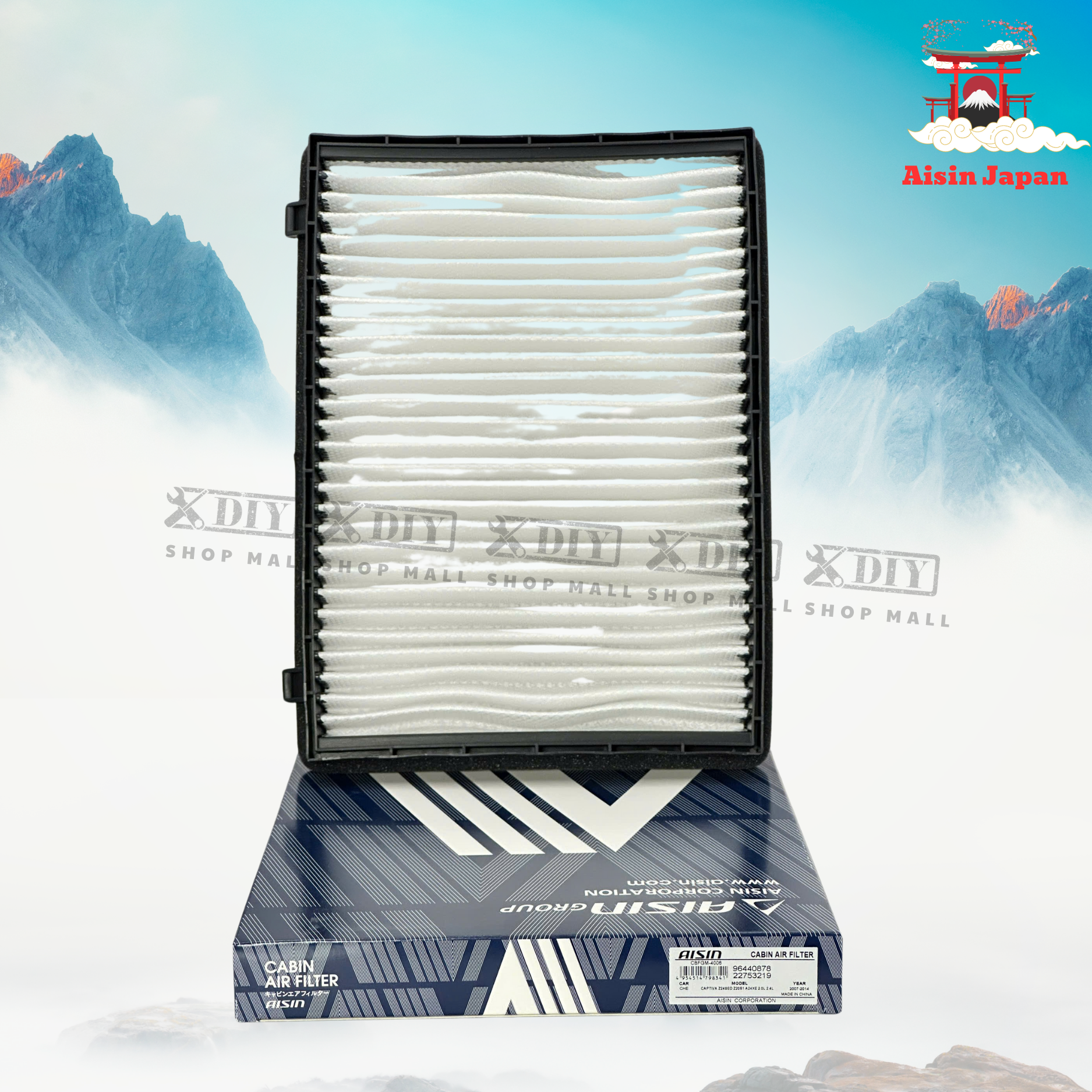 Lọc gió điều hòa Chevrolet Aisin CBFGM-4006 3 Cấu tạo của lọc gió điều hòa AISIN CBFFD-4002 Thiết kế 4 lớp lọc hiện đại: Lọc gió điều hòa AISIN CBFFD-4001 được cấu tạo từ 4 lớp lọc tối ưu, bao gồm lớp lọc bụi thô, lớp sợi PM2.5, lớp kháng khuẩn và lớp ổn định luồng khí. Cấu trúc này giúp tăng hiệu quả lọc bụi, ngăn chặn tác nhân gây dị ứng và giữ luồng gió sạch. Chất liệu sợi tổng hợp bền bỉ: Sợi tổng hợp OEM có độ bền cao, không mục, không rã trong môi trường nóng ẩm. Nhờ đó, lọc gió duy trì khả năng lọc hiệu quả trong thời gian dài, phù hợp khí hậu Việt Nam. Ngăn bụi siêu nhỏ PM2.5: Lọc AISIN có khả năng giữ lại bụi mịn PM2.5 – tác nhân gây hại cho đường hô hấp. Điều này mang đến sự thoải mái, an toàn hơn cho người ngồi trên xe, đặc biệt trong khu vực đô thị. Giảm mùi hôi – hạn chế vi khuẩn: Lớp lọc kháng khuẩn giúp giảm mùi ẩm mốc, hạn chế vi khuẩn và nấm mốc phát triển trong hệ thống điều hòa. Đây là yếu tố quan trọng giúp cabin luôn thơm tho và dễ chịu. Lọc gió điều hòa Chevrolet Aisin CBFGM-4006